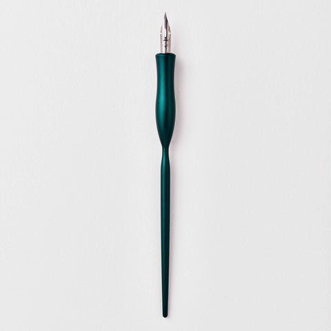 Tom's Studio - Flourish Calligraphy Pen: Black / Oblique (nib at an angle)