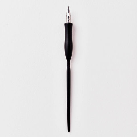 Tom's Studio - Flourish Calligraphy Pen: Black / Oblique (nib at an angle)
