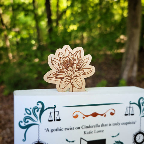 Chrysanthemum flower wood bookmark