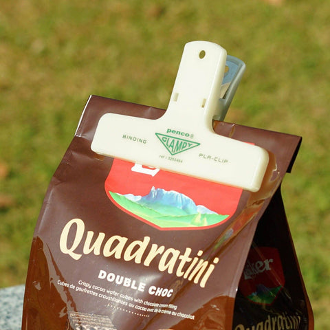 Hightide USA - Plastic Clip: Orange