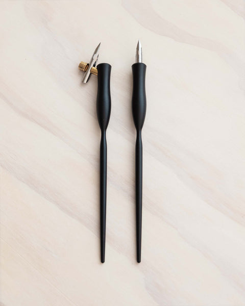Tom's Studio - Flourish Calligraphy Pen: Black / Straight