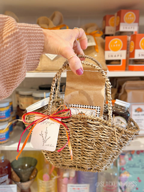 Oval Basket w/ Handles